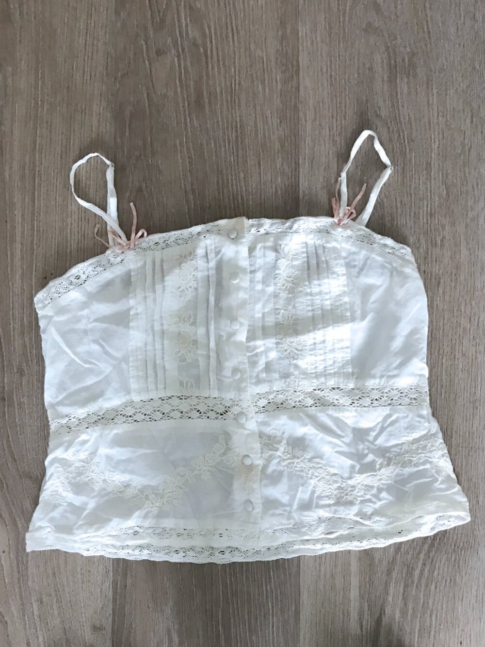 Zara White Lace Eyelet Cami Top | Pintuck Ribbon Tie Straps | Cottagecore Med